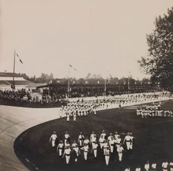 Exposição Universal de 1900 - Exposition Universelle de 1900 em Paris: Exposition de Vincennes, concurso de ginástica - coleção particular