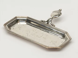 Tabuleiro de rapé, c.1696 (tabuleiro, rapé)