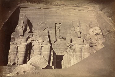 Templo de Ramsés II, Abu Simbel, c. 1860s.