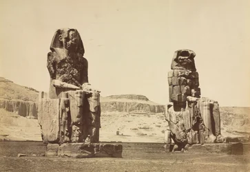 Os Colossos de Memnon, Tebas, c. 1860s.