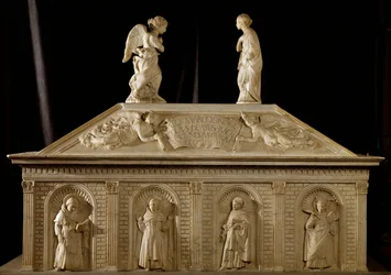 Monumento Funerário do Beato Marcolino Amanni