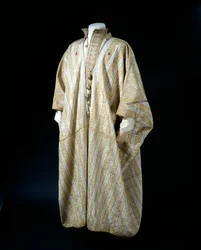Túnica Árabe, Península Arábica, 1916 (seda com fio de ouro e prata)