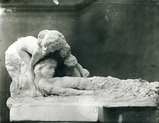 Ressurreição do Poeta (gesso)