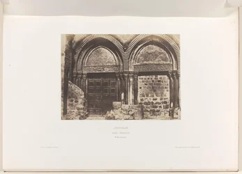 Portal principal da Igreja do Santo Sepulcro, Jerusalém
Jerusalém. Santa Sépulcre. Entrée principale (título sobre o objecto)