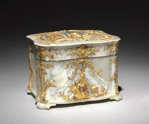 Caixa de ouro e madrepérola, c.1765