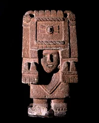 Arte asteca: representação de Chicomecoatl (também chamada Xilonen), deusa do milho jovem e da fertilidade. Museu Nacional de Antropologia, México