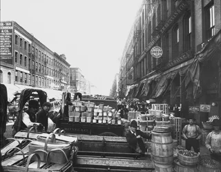 South Water Street Market, Chicago, Illinois, EUA, c.1905 (foto a p/b)