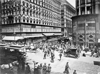 State and Madison Streets, Chicago, Illinois, EUA, c.1905 (foto a p/b)
