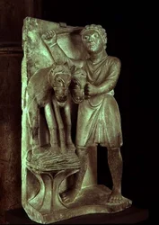 Threshing Wheat: Julho de um calendário estatuário do Laboratório dos Meses, c.1200 (pedra)