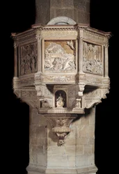 Púlpito de mármore com história de São Francisco