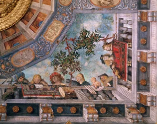 Senhoras, músicos e cupidos na varanda, detalhe do tecto fresco, por Garofalo (1481-1559), Sala do Tesouro, Palácio Ludovico il Moro ou Palácio Costabili, Ferrara, Itália