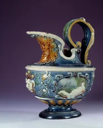 Aiguiere de faience criado pela escola de Bernard Palissy (cerca de 1510-1589) Paris, Museu do Louvre