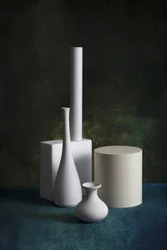 Elegantes vasos geométricos