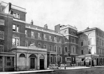 Fachada, de, a, escritório guerra, Cumberland, casa, pall, mall, londres, 1890