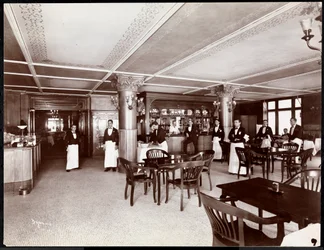 Cafe no Hotel Majestic, 1902 (impressão em gelatina de prata)