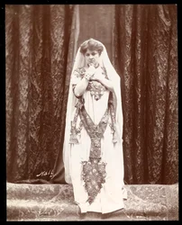 Eva Fay no Roof Garden de Hammerstein, Nova York, c.1910 (impressão em gelatina de prata)