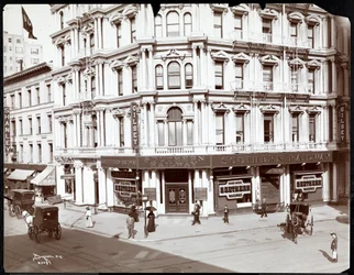 Gilsey House, Broadway e 29th Street, Nova York, 1906 (impressão em gelatina de prata)