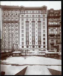 O Hotel Prince George, 14 East 28th Street, Nova York, c.1905 (impressão prata gealtin)