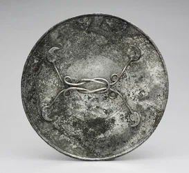 Espelho com um cabo em forma de nó de Herakles, c.280-400 (prata)