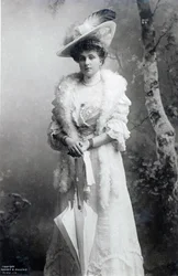 Rainha de Espanha, Ena de Battenberg, c.1910 (foto a p/b)