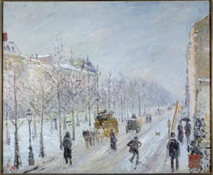 Boulevard parisiense com neve