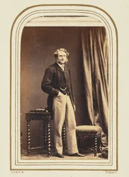 [Lord Avelan]
