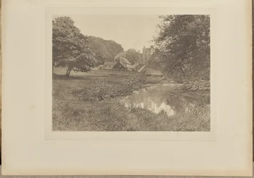 Haddon Hall e Homestead, a partir do rio