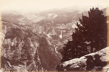 Vernal e Nevada Falls de Glacier Point