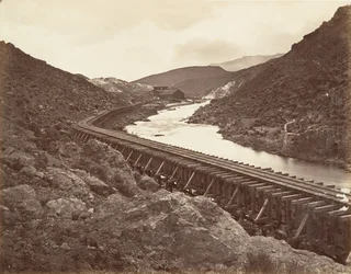 Eureka Quartz Mill and Flume, Nevada, 1875, impresso ca. 1876.