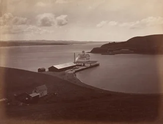 Estreito de Carquennes, de Vallejo do Sul, 1868-69.