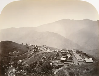 A cidade na colina, New Almaden, 1863.