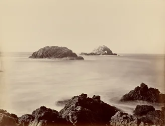 Seal Rocks a partir do Point
