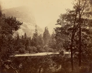 [«O lago» - vale de Yosemite] / [Margem do lago] / [Lago Ah-Wi-Yah, Yosemite] / [Mirror Lake e monte Watkins, Yosemite]
