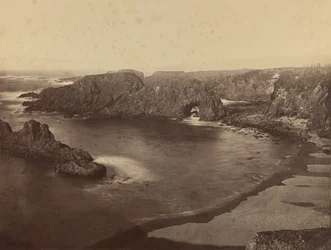 [Vista da costa do Pacífico] / [Costa de Mendocino]