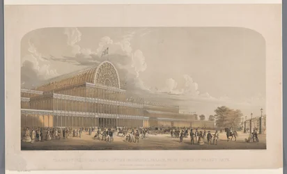 Gezicht no Crystal Palace Transepto (vista externa) do palácio industrial, do Portão Príncipe de Gales (título no objeto)
