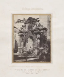 Fonte no Jardin du Luxembourg (Gruta de Marie de Medici)