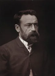 Álbum Artístico e Biográfico, 5º ano, salão 1885; retrato do pintor francês Paul Tavernier (1852-1943)