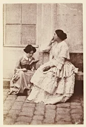 Mulheres em um pátio