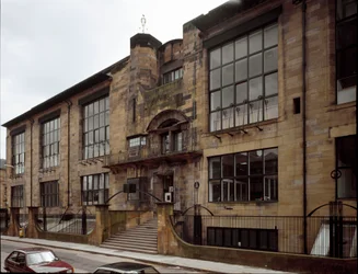 Vista da Escola de Belas Artes projetada pelo arquiteto Charles Rennie Mackintosh (1868-1928)