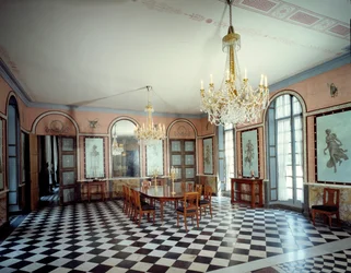 Vista da sala de jantar do castelo de Malmaison, residência do Imperador Napoleão I (1769-1821), decorado por Charles Percier (1764-1838) e Pierre Francois Leonard Fontaine (1762-1853) 1800 Rueil Malmaison, musee du chateau