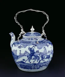 Bule de chá chinês com cabo europeu, período de transição, c.1640 (porcelana com prata)