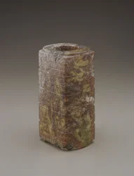 Cong, possivelmente dinastia Qing (jade)