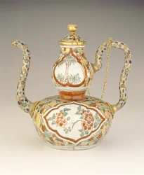 Ewer, dinastia Ming tardia, período Tianqi, 1621-27 (porcelana e cloisonne esmalte)
