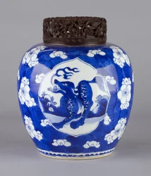 Jarra (com capa e desenho de dragão), 1662-1722 (cerâmica)