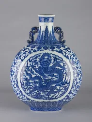 Frasco de Peregrino, 1736-96 (jingdezhen ware)