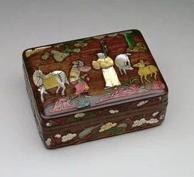 Caixa retangular de tzu-tan, representando um mensageiro imperial, para obter a liberação de Su Wu, feita pela oficina da família Chou, meados da dinastia Ming 1368-1644 (madeira com incrustações de pa-pao)