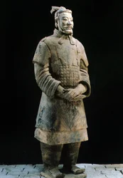 Guerreiro do Exército de Terracota, mausoléu do imperador Qin Shi Huang, século III a.C.