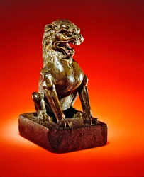 Leão sentado, Dinastia Tang (618-906) (ver também 394850)