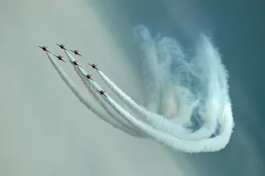Exibição de acrobacias aéreas da Sky