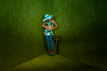 Mulher Surreal - Chave Verde